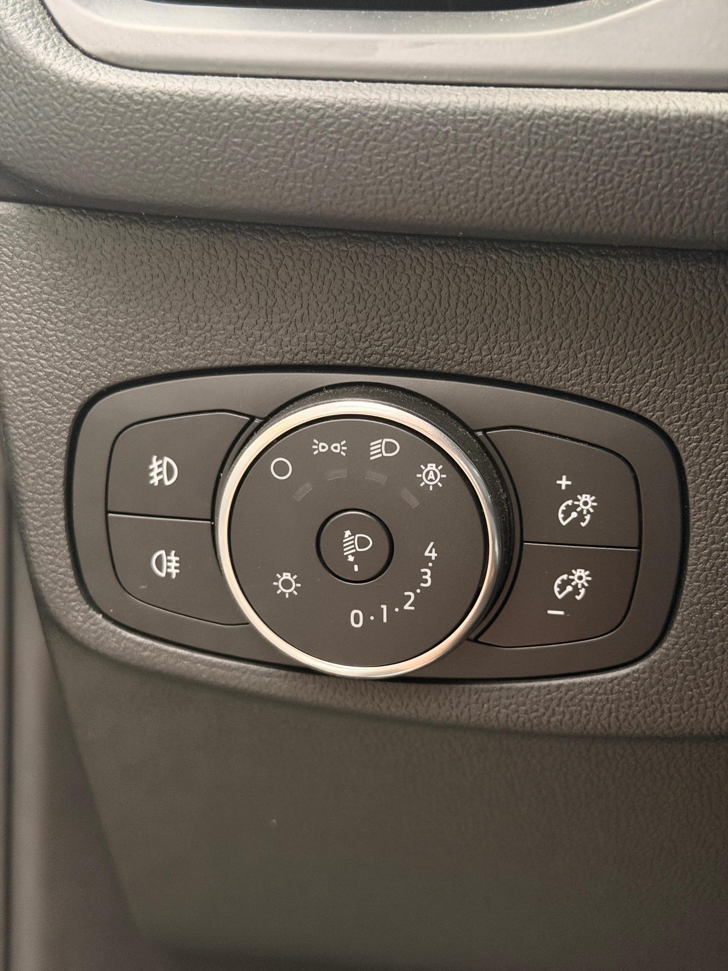 Ford Focus Titanium 1.0i EcoBoost 125pk / 92kW mHEV M6 – Clipper