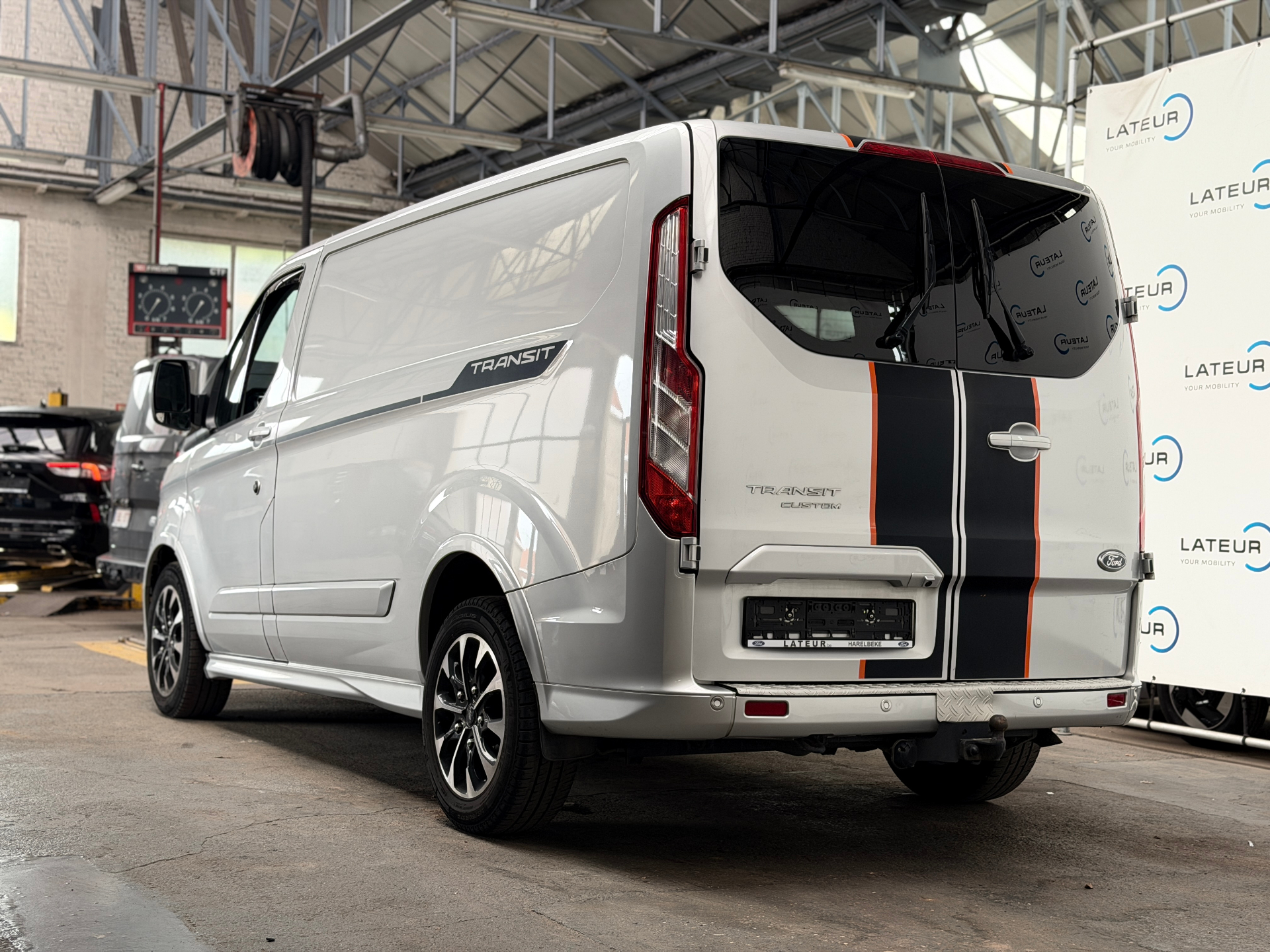 Ford Transit Custom 310S Sport 2.0 TD 185pk automaat