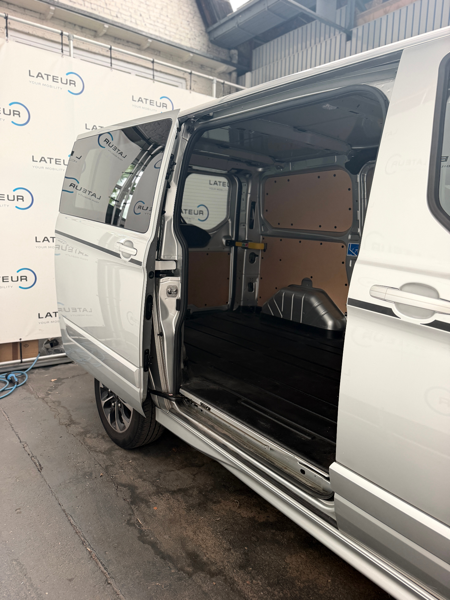 Ford Transit Custom 310S Sport 2.0 TD 185pk automaat