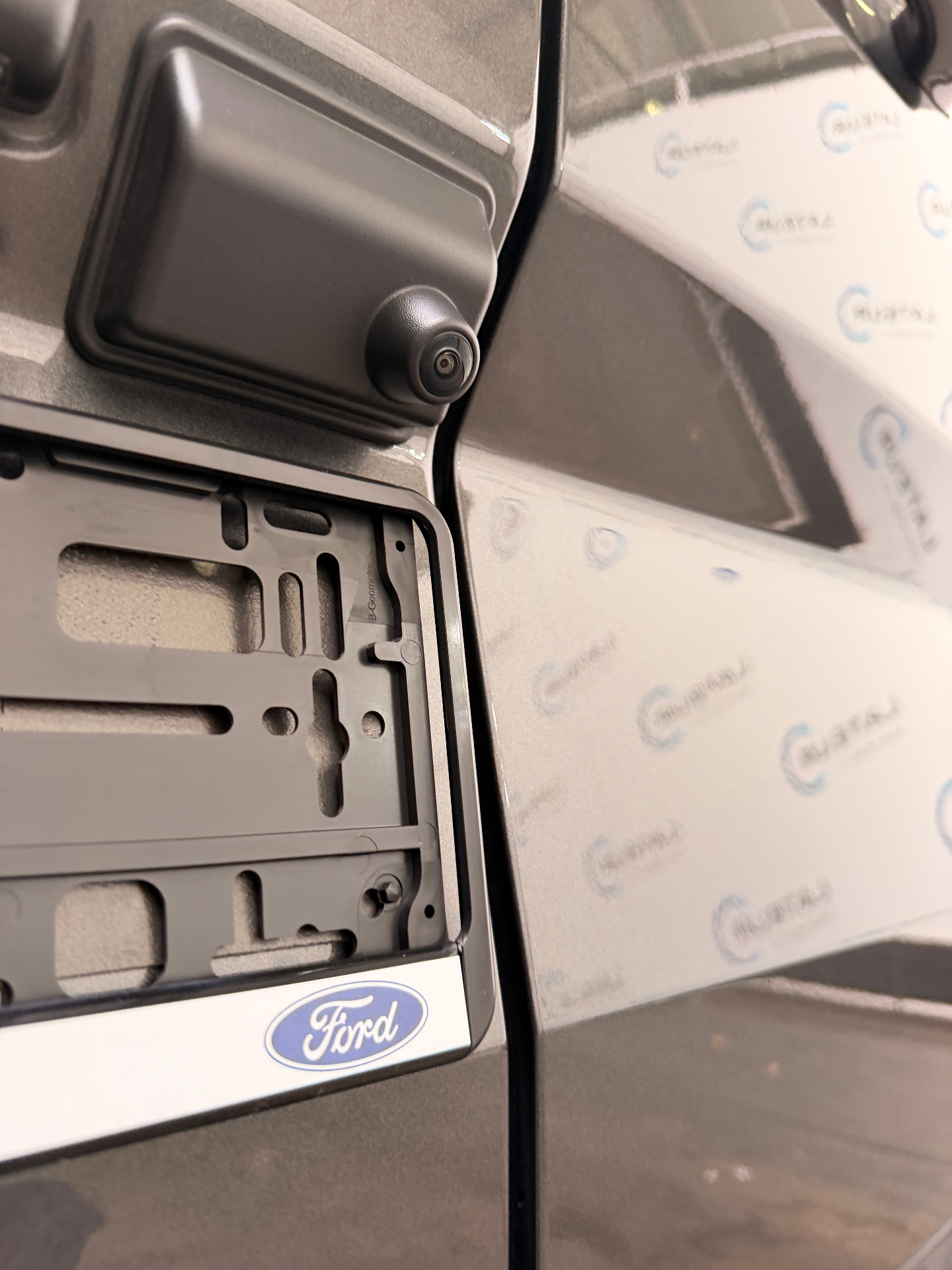 Ford Transit Custom Multi-Use Limited 320L 2.0TD 170Pk / 125Kw A8 DUBBELE SCHUIFDEUR