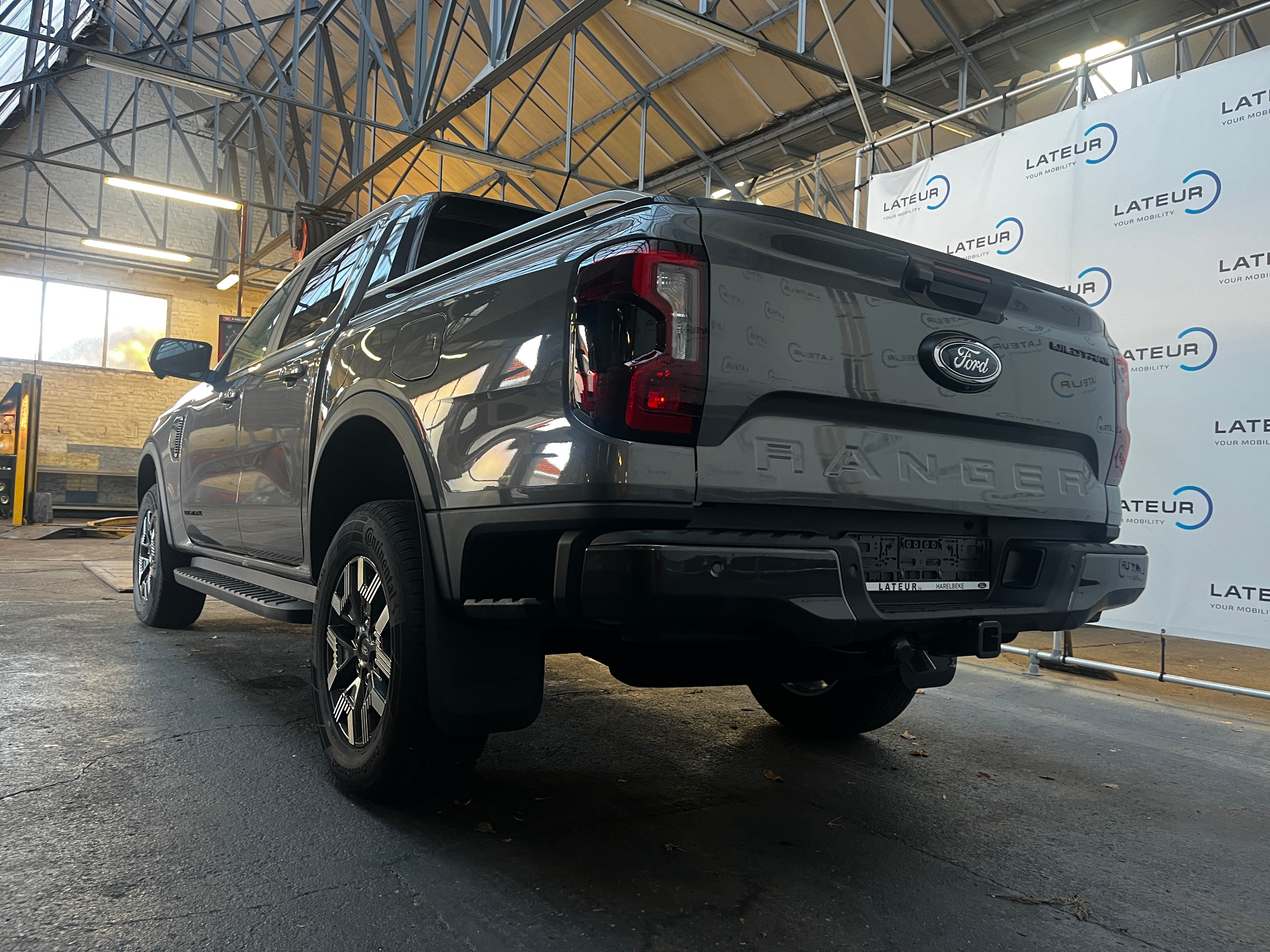 Ford Ranger Wildtrak PHEV 2.3i 281Pk
