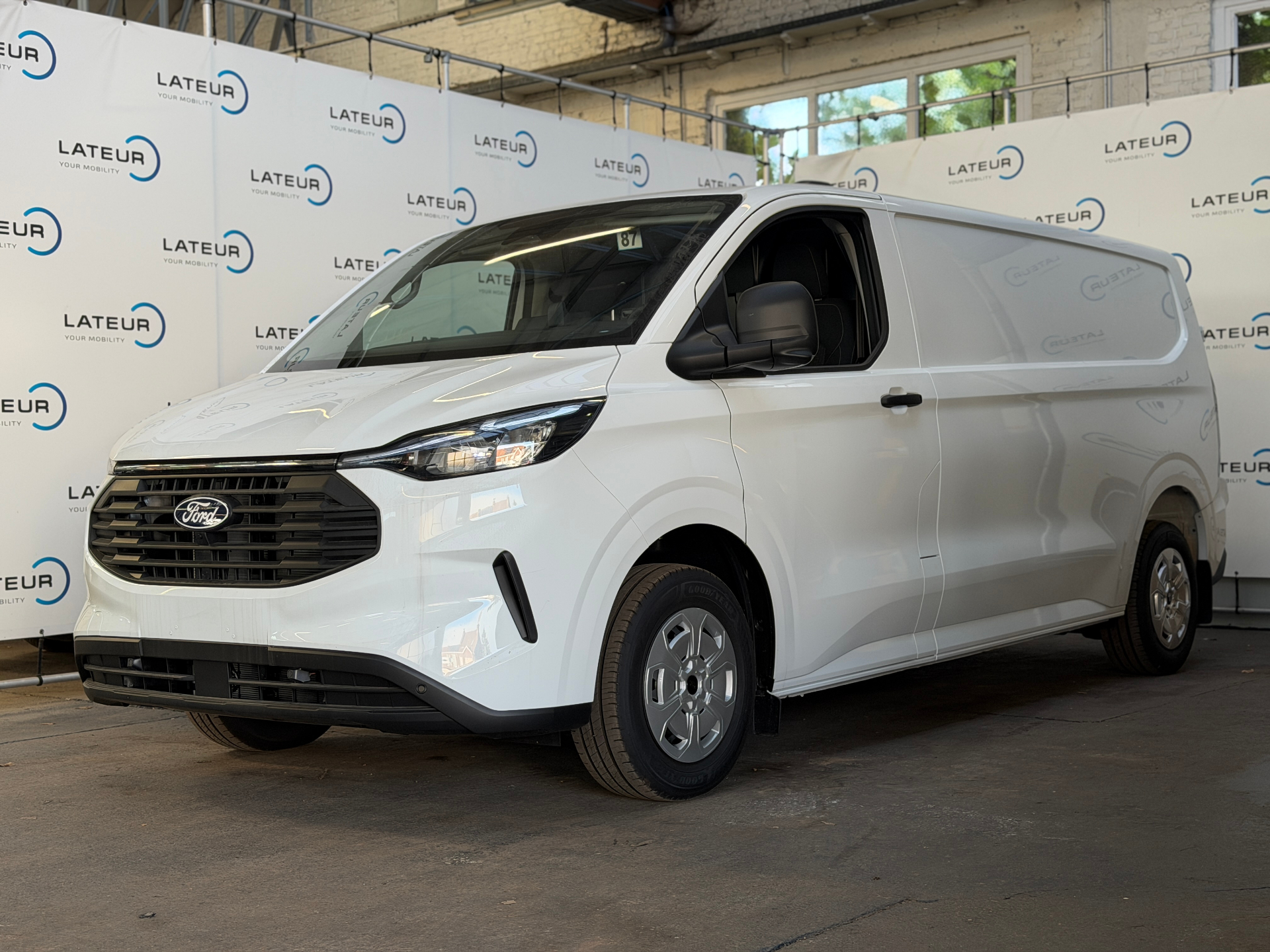 Ford Transit Custom 320L Trend 2.0 TD 136pk / 100Kw M6