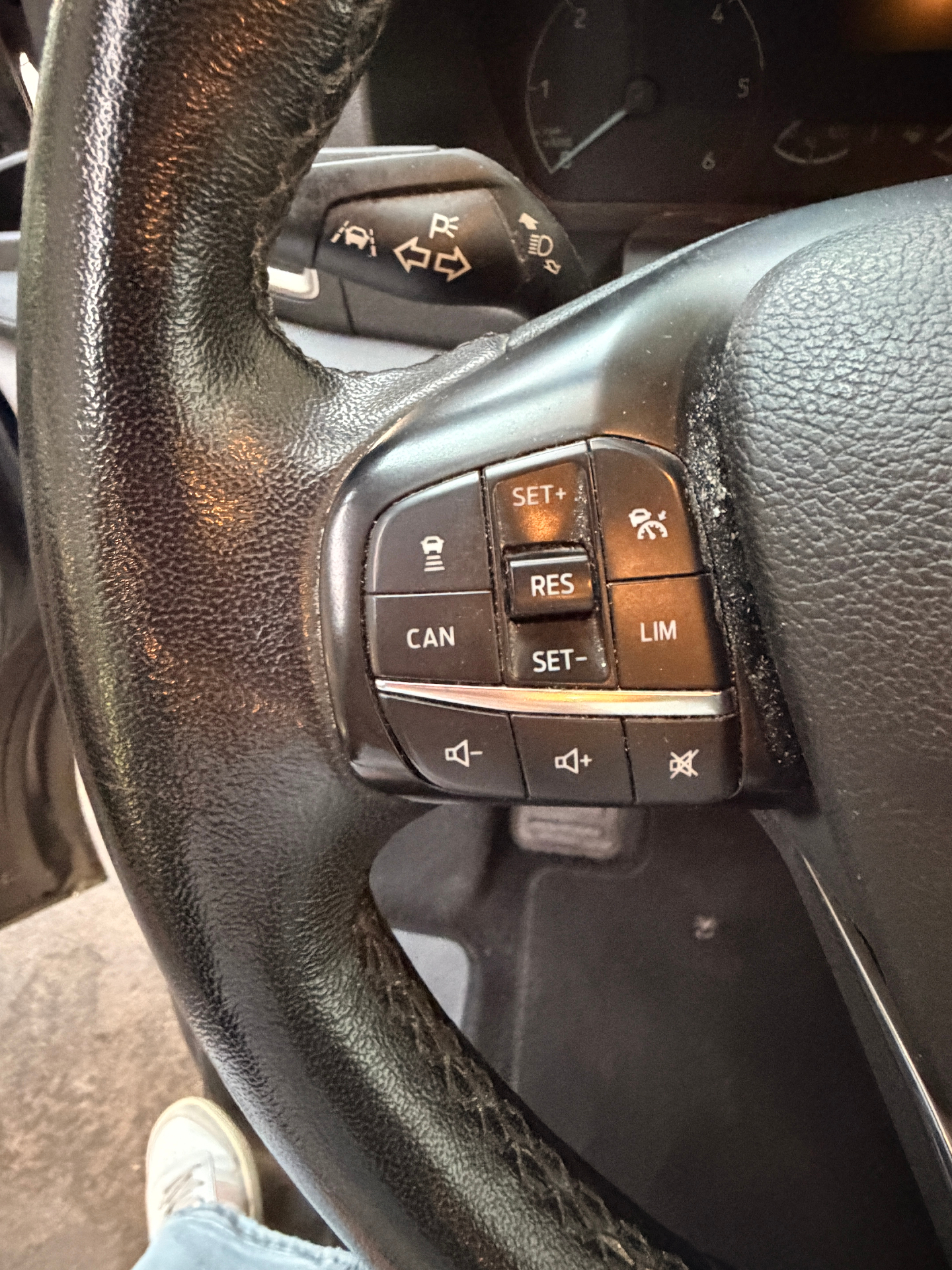 Ford Transit Custom 300S Multi use: bestelwagen met dubbele cabine L1 Limited A6