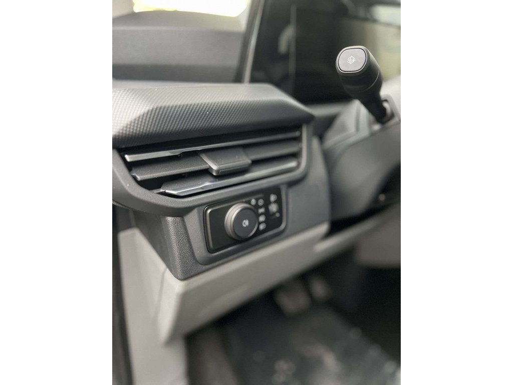 Ford Transit Custom Multi-Use Limited 320L 136Pk A8 PACK6 + inklapbare trekhaak
