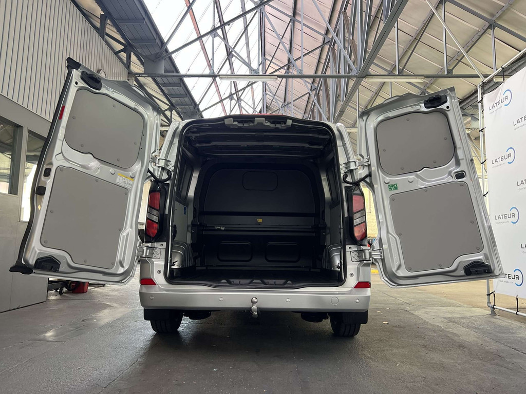 Ford Transit Custom Multi-Use Limited 320L 136Pk A8 PACK6 + inklapbare trekhaak