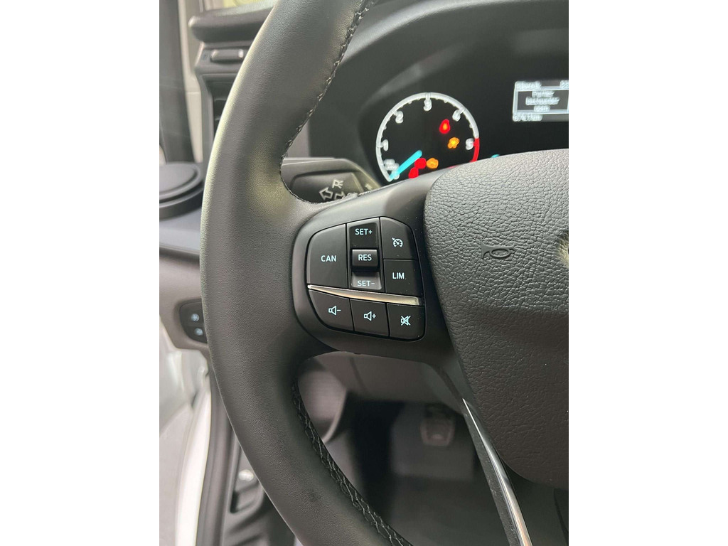 Ford Transit Custom Bestelwagen Trend 300L L2 2.0 Ecoblue 105pk M6