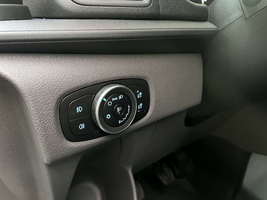 Ford Transit Custom Bestelwagen Trend 300L L2 2.0 Ecoblue 105pk M6