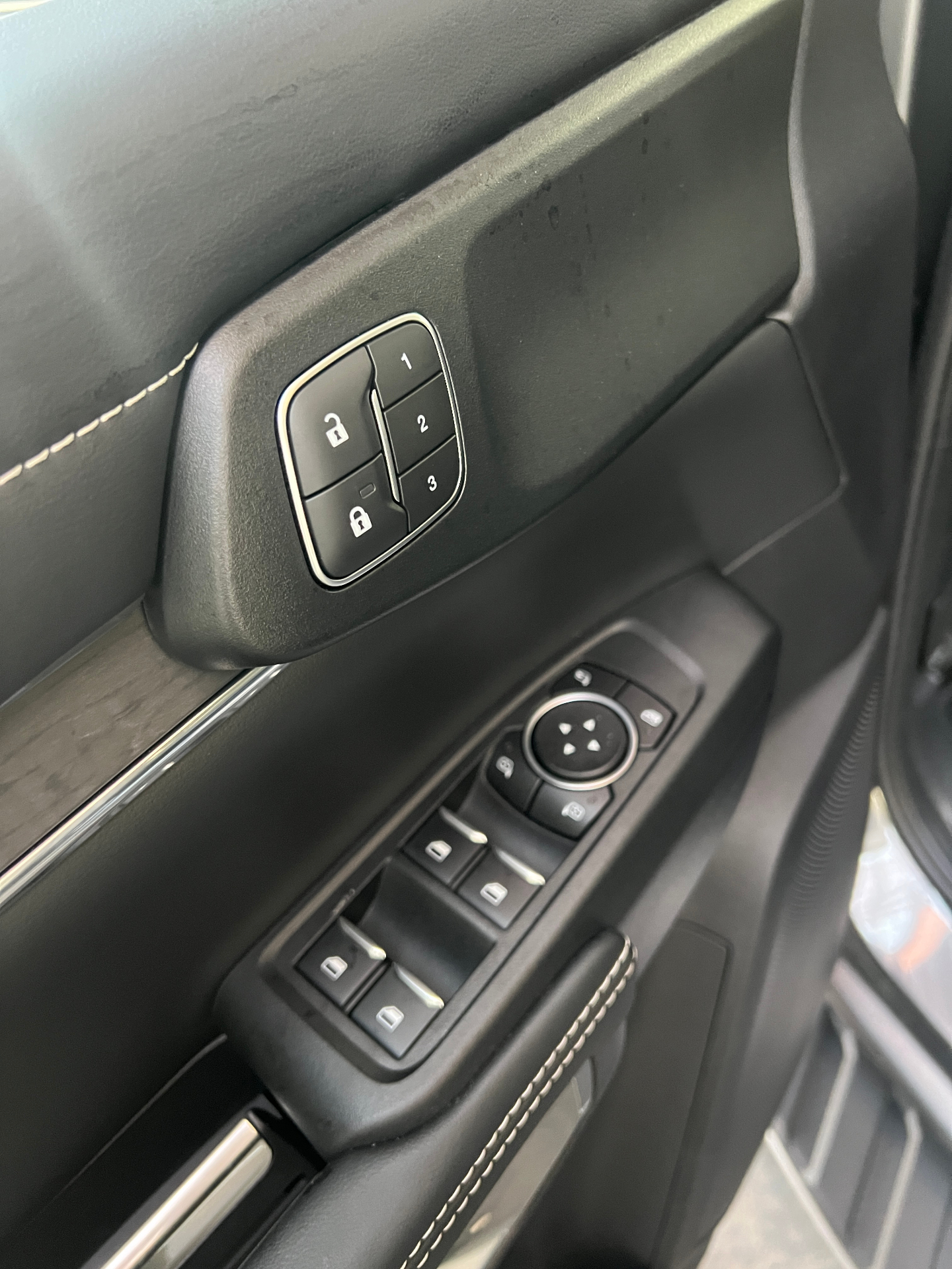 Ford Ranger Platinum 3.0 Ecoblue – 177 kW / 240 Pk A10 e-4WD