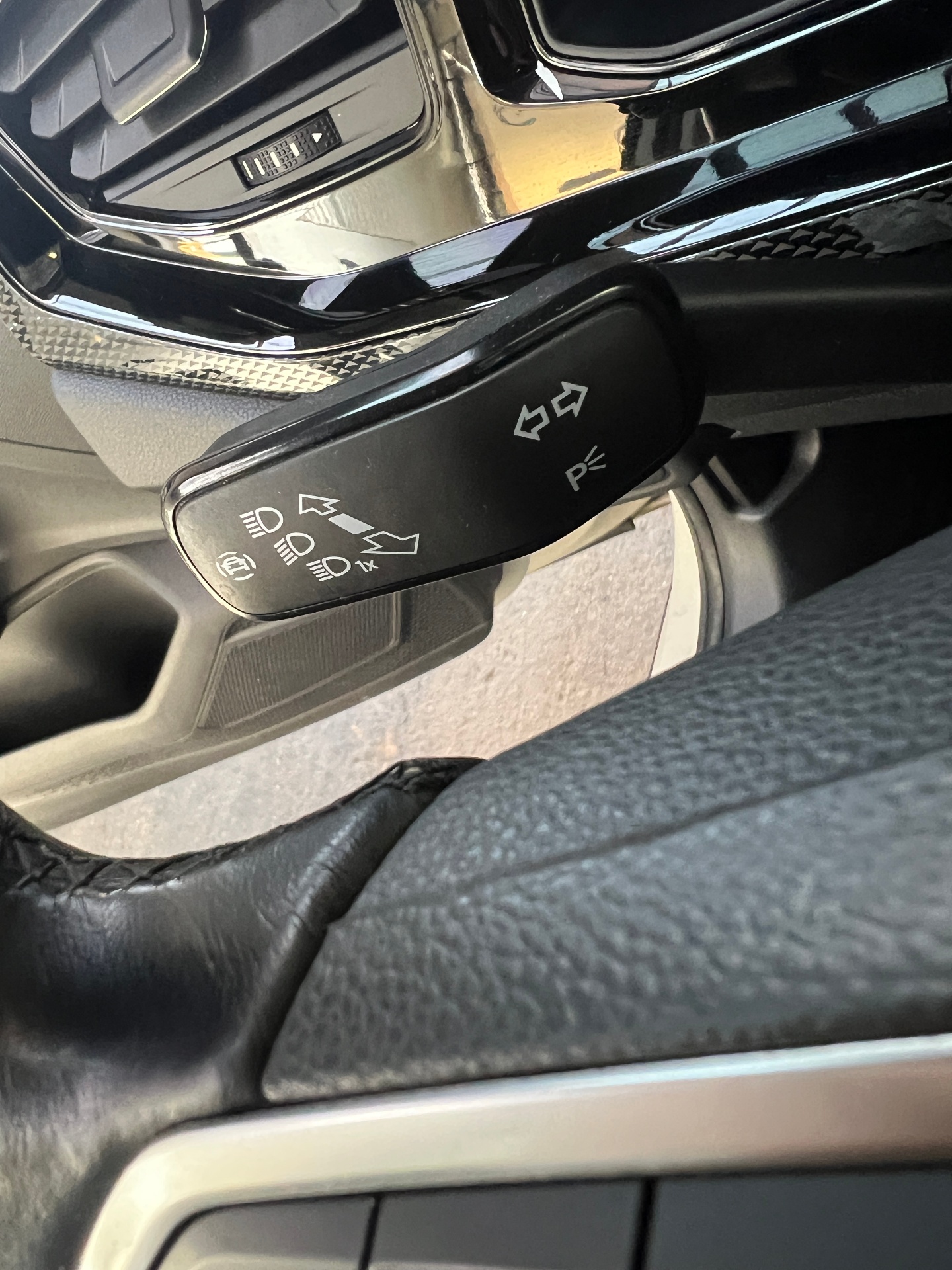 Volkswagen Taigo TSI OPF Life Business M6