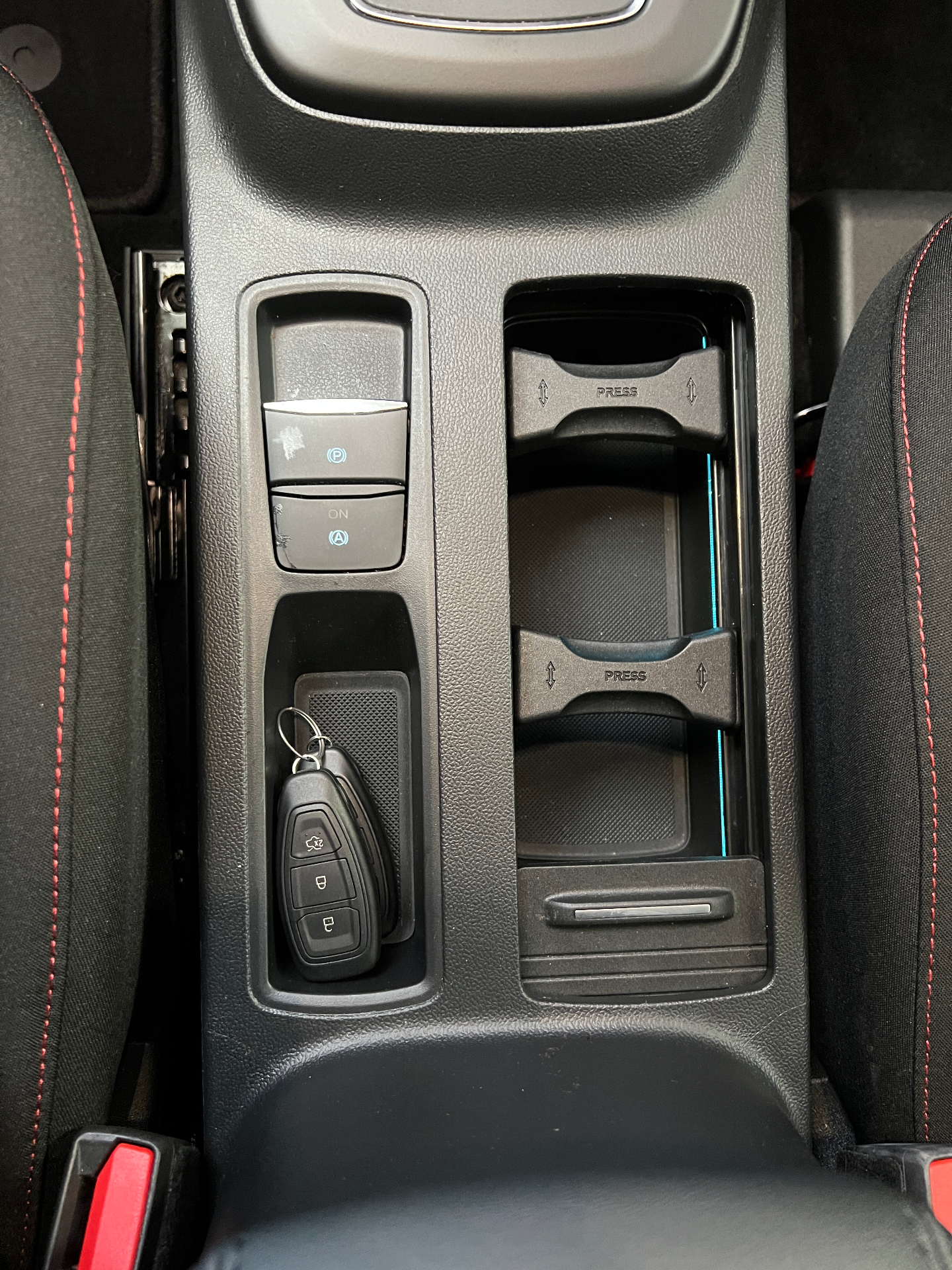 Ford Focus Clipper ST-Line X 1.0i EcoBoost mHEV 155pk automaat