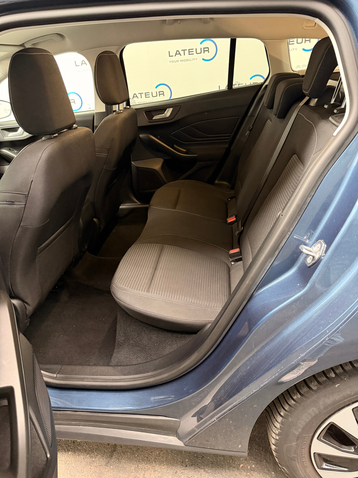Ford Focus Titanium 1.0i EcoBoost mHEV – 92kW / 125 Pk M6 FWD Clipper