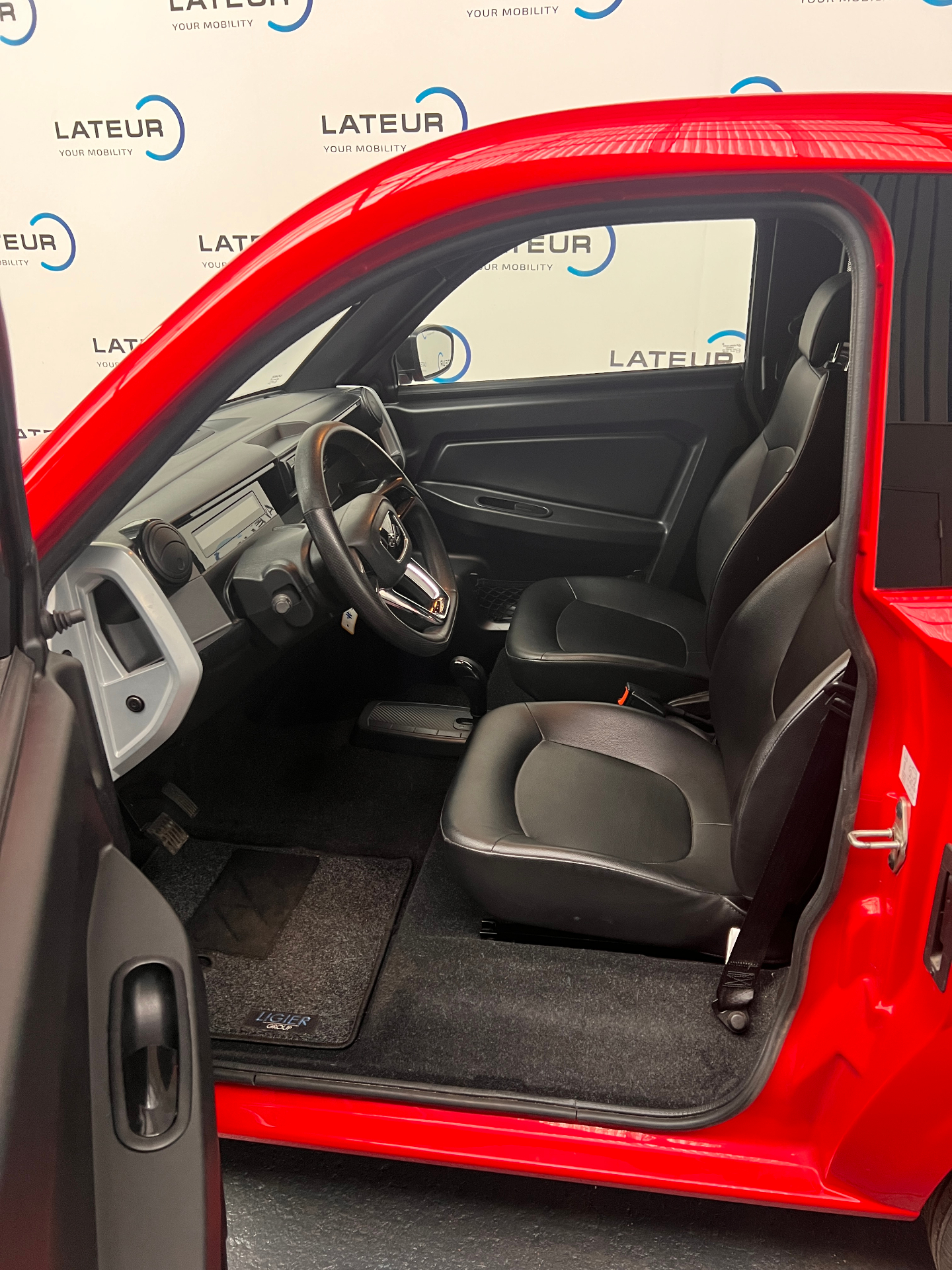 Ligier Myli I.Deal E5 diesel Toledo Rood – Radio DIN Bluetoot