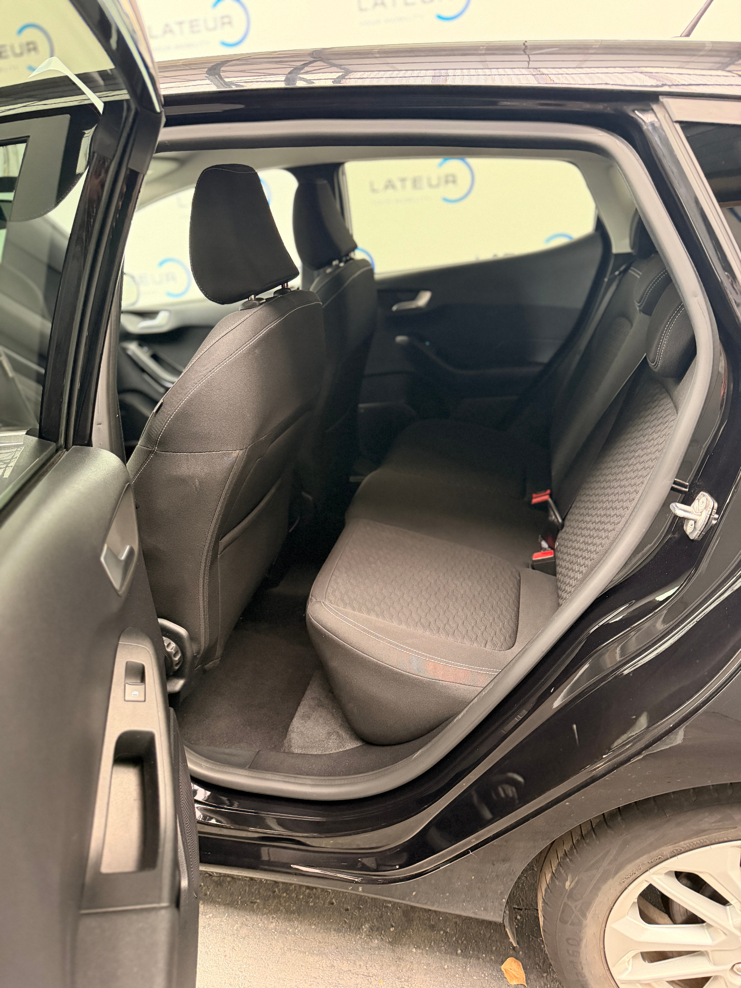 Ford Fiesta EcoBoost mHEV Titanium